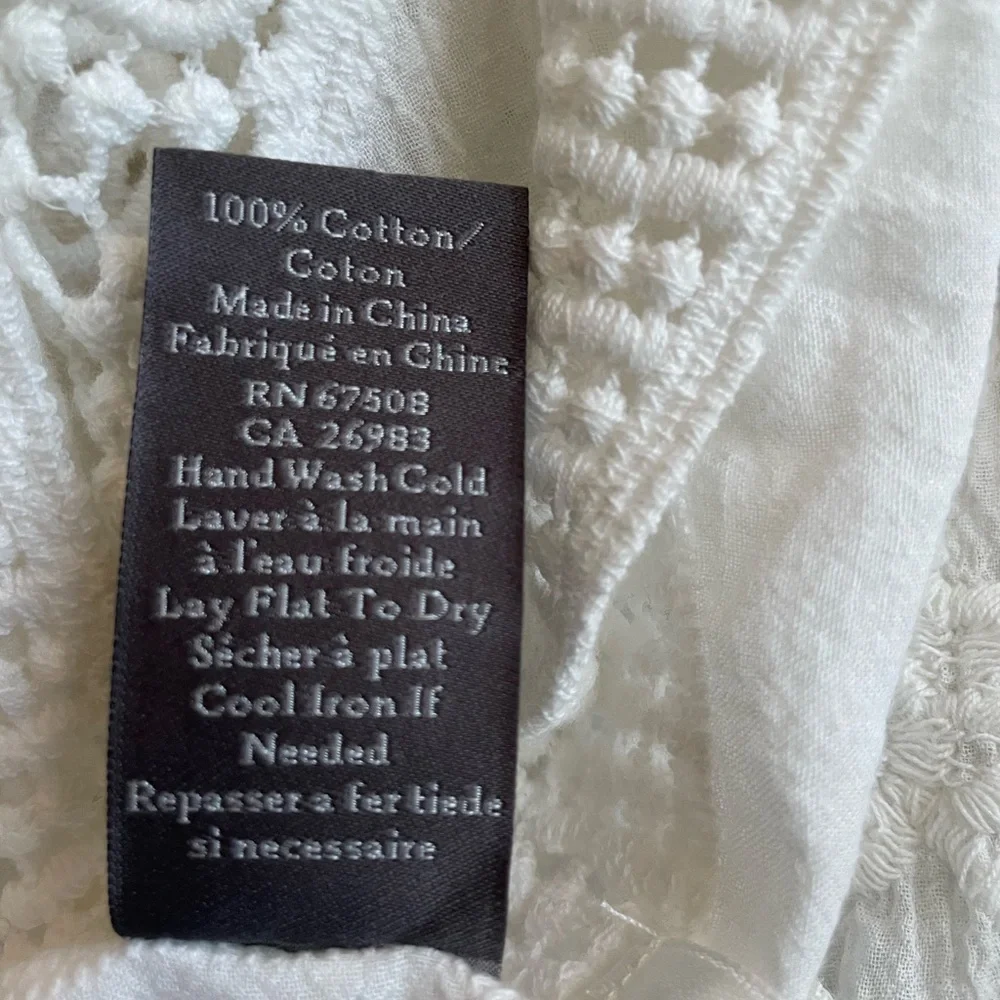 Vince Camuto Lace Crochet Topper size 0S - Picture 9 of 9